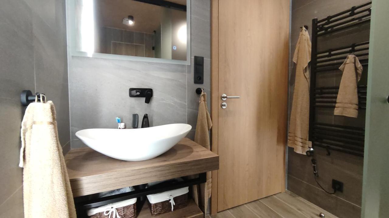 Apartman S Vyhladom Na Stity Ovruc 312 Strbske Pleso Ngoại thất bức ảnh