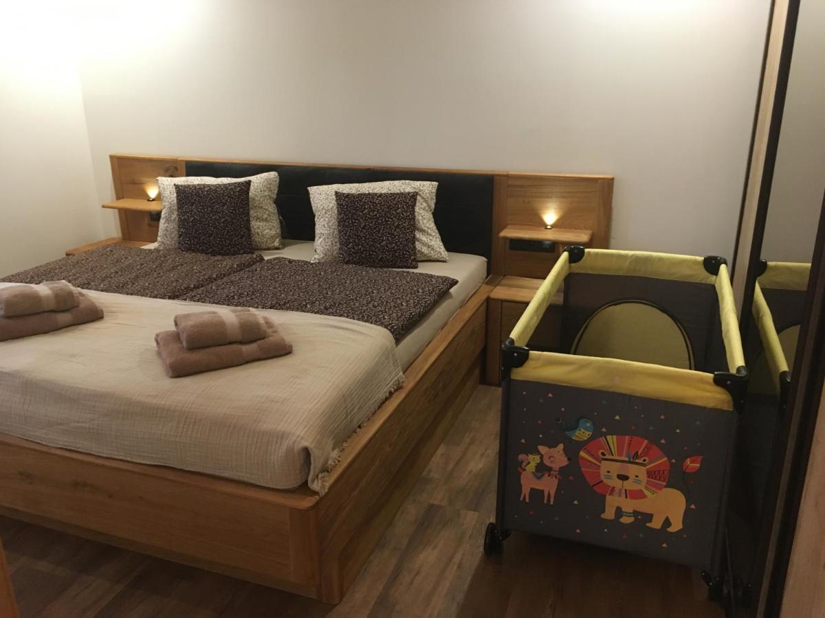 Apartman S Vyhladom Na Stity Ovruc 312 Strbske Pleso Ngoại thất bức ảnh